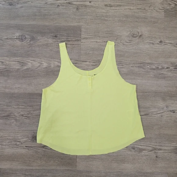 Nike Women Dry Fit Tank Top Size Medium - Picture 1 of 9